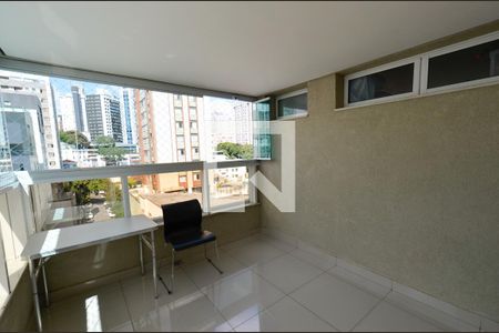 Apartamento à venda com 3 quartos, 116m² em Santa Efigênia, Belo Horizonte