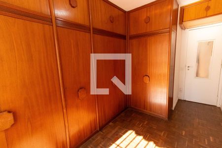 Quarto 1 de apartamento para alugar com 3 quartos, 120m² em Icaraí, Niterói