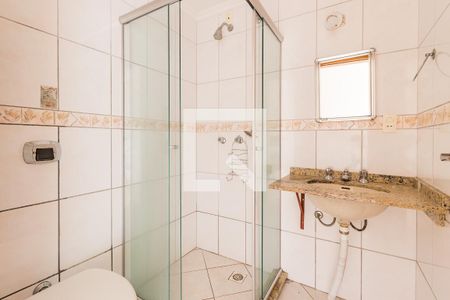 Banheiro da Suite de apartamento para alugar com 2 quartos, 75m² em Petrópolis, Porto Alegre