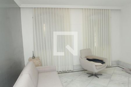 Sala de casa à venda com 4 quartos, 370m² em Dona Clara, Belo Horizonte