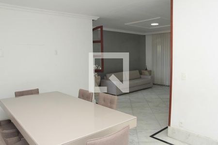 Sala de casa à venda com 4 quartos, 370m² em Dona Clara, Belo Horizonte