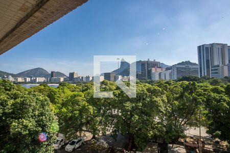 Sala vista da janela de apartamento à venda com 3 quartos, 200m² em Botafogo, Rio de Janeiro