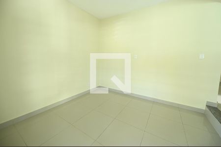 Sala de casa para alugar com 3 quartos, 200m² em Setor Gentil Meireles, Goiânia