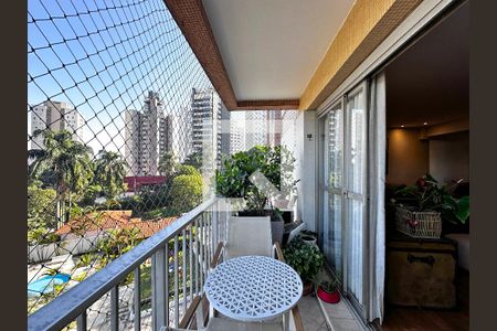 Sacada de apartamento à venda com 3 quartos, 124m² em Parque Colonial, São Paulo