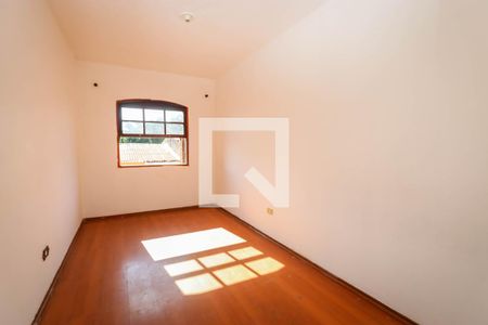 Quarto 1 de casa à venda com 3 quartos, 94m² em Parque Pinheiros, Taboão da Serra