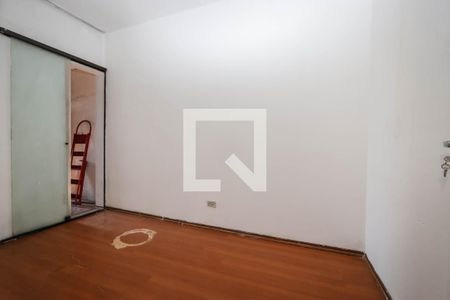 Quarto 2 de casa à venda com 3 quartos, 94m² em Parque Pinheiros, Taboão da Serra