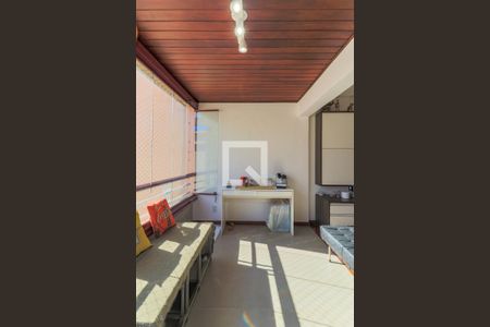 Varanda de apartamento à venda com 3 quartos, 118m² em Vila Mariana, São Paulo