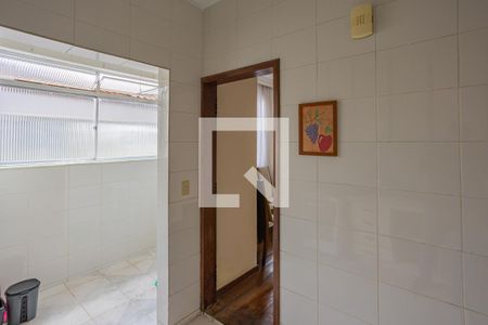 Cozinha de apartamento à venda com 3 quartos, 160m² em Cidade Nova, Belo Horizonte