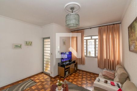 Casa à venda com 200m², 3 quartos e 3 vagasSala