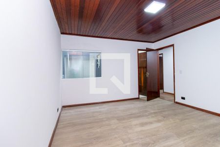 Quarto 1 suite de casa para alugar com 4 quartos, 300m² em Sítio Cercado, Curitiba