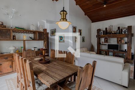 Sala de casa para alugar com 3 quartos, 230m² em Jardim Virginia, Guarujá