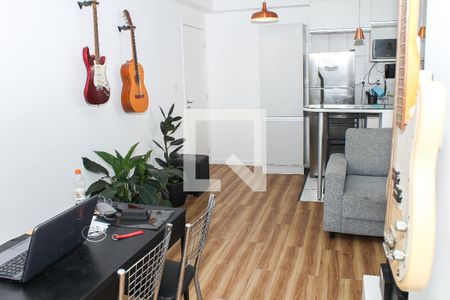 Sala de apartamento à venda com 3 quartos, 70m² em Água Branca, São Paulo