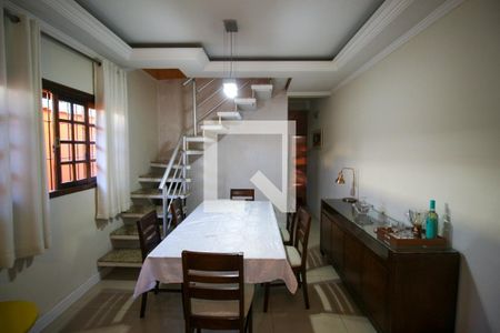 Sala de casa para alugar com 3 quartos, 110m² em Itaim Paulista, São Paulo