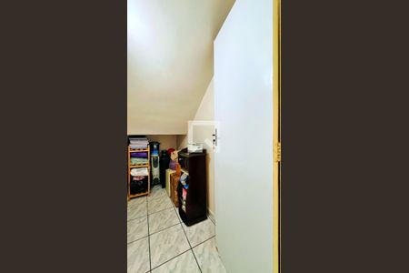 Despensa de casa para alugar com 4 quartos, 187m² em Jardim Monte Carmelo, Guarulhos