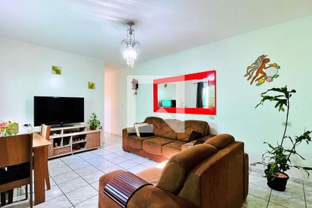 Sala de casa à venda com 4 quartos, 187m² em Jardim Monte Carmelo, Guarulhos