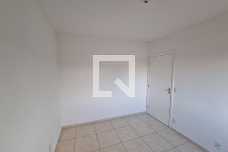 Dormitório 01 de apartamento para alugar com 2 quartos, 50m² em Planalto Verde, Ribeirão Preto