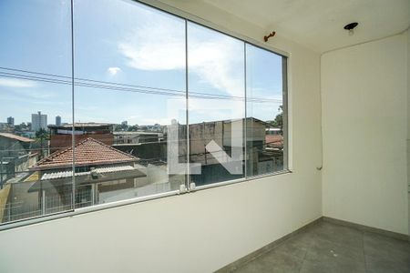 Varanda de kitnet/studio para alugar com 1 quarto, 32m² em Vila Carrao, São Paulo