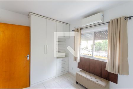 Quarto 1 de apartamento à venda com 2 quartos, 49m² em Teresópolis, Porto Alegre