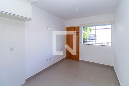 Sala de apartamento para alugar com 2 quartos, 37m² em Vila Ivone, São Paulo