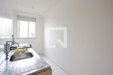 Cozinha de apartamento à venda com 2 quartos, 42m² em Sarandi, Porto Alegre