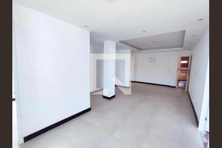 Sala de apartamento à venda com 3 quartos, 150m² em Méier, Rio de Janeiro