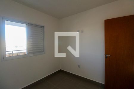 Quarto 1 de apartamento para alugar com 2 quartos, 37m² em Vila Ivone, São Paulo