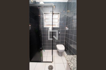 Banheiro 2 de casa à venda com 3 quartos, 220m² em Vila Humaitá, Santo André