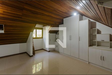Sala Estar Intimo de casa de condomínio para alugar com 3 quartos, 200m² em Espírito Santo, Porto Alegre