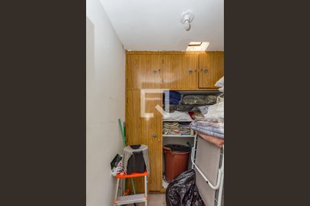 Apartamento para alugar com 120m², 4 quartos e sem vaga Apartamento para alugar com 120m², 4 quartos e sem vagaDespensa