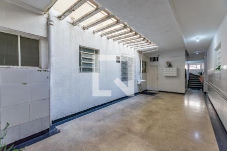 Apartamento para alugar com 120m², 4 quartos e sem vaga Apartamento para alugar com 120m², 4 quartos e sem vagaHall de entrada