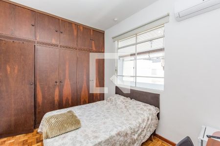 Suíte de apartamento à venda com 4 quartos, 120m² em Carlos Prates, Belo Horizonte