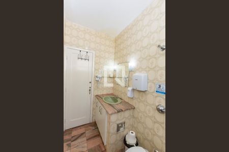 Apartamento para alugar com 120m², 4 quartos e sem vaga Apartamento para alugar com 120m², 4 quartos e sem vagaBanheiro Social