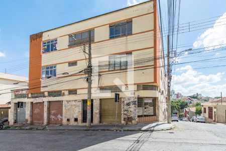 Apartamento para alugar com 120m², 4 quartos e sem vaga Apartamento para alugar com 120m², 4 quartos e sem vagaFachada