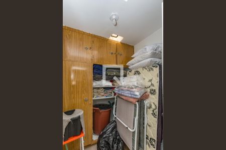 Apartamento para alugar com 120m², 4 quartos e sem vaga Apartamento para alugar com 120m², 4 quartos e sem vagaDespensa