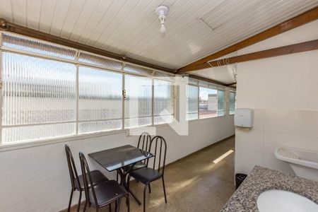 Apartamento para alugar com 120m², 4 quartos e sem vaga Apartamento para alugar com 120m², 4 quartos e sem vagaVaranda