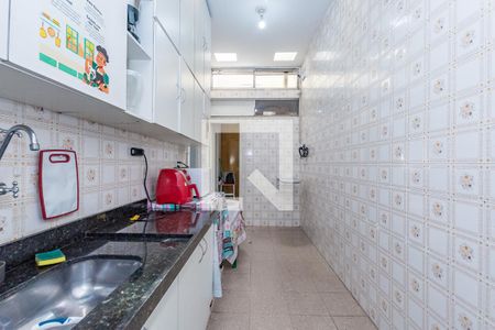 Apartamento para alugar com 120m², 4 quartos e sem vaga Apartamento para alugar com 120m², 4 quartos e sem vagaCozinha