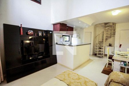 Sala TV/Jantar de apartamento para alugar com 1 quarto, 55m² em Moema, São Paulo