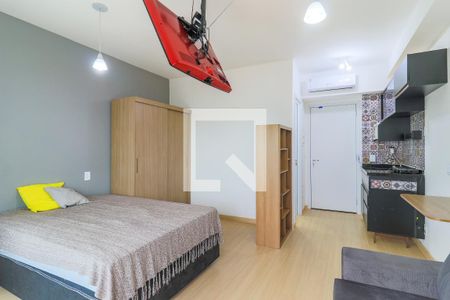 Sala/Quarto de kitnet/studio para alugar com 1 quarto, 27m² em Santo Amaro, São Paulo