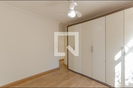 Quarto 1 de apartamento para alugar com 2 quartos, 45m² em Santa Monica, Belo Horizonte