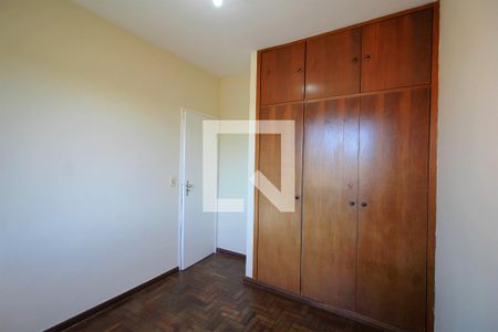 Suite de apartamento para alugar com 2 quartos, 90m² em Sagrada Família, Belo Horizonte