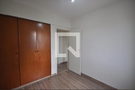 Quarto 1 de apartamento para alugar com 2 quartos, 67m² em Parque Novo Mundo, São Paulo