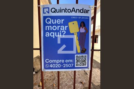 Casa à venda com 242m², 5 quartos e 4 vagas Casa à venda com 242m², 5 quartos e 4 vagasPlaca