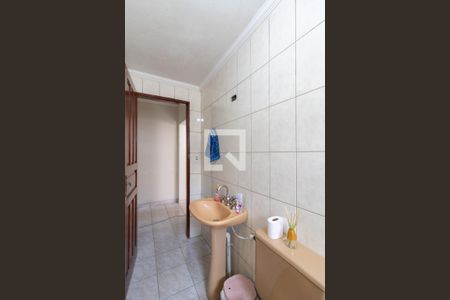 Casa à venda com 242m², 5 quartos e 4 vagas Casa à venda com 242m², 5 quartos e 4 vagasBanheiro 2