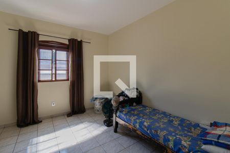 Casa à venda com 242m², 5 quartos e 4 vagas Casa à venda com 242m², 5 quartos e 4 vagasQuarto 3