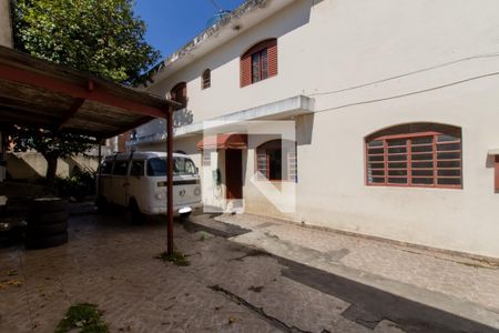 Casa à venda com 242m², 5 quartos e 4 vagas Casa à venda com 242m², 5 quartos e 4 vagasÁrea Externa