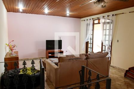 sala de casa para alugar com 4 quartos, 312m² em Km 18, Osasco