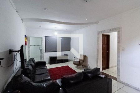 Sala  de casa para alugar com 5 quartos, 350m² em Minas Caixa, Belo Horizonte
