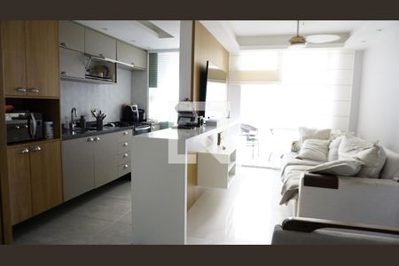 Sala de apartamento para alugar com 3 quartos, 70m² em Anil, Rio de Janeiro