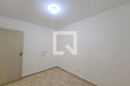 Quarto 1 de casa de condomínio para alugar com 2 quartos, 43m² em Vila Paulo Silas, São Paulo