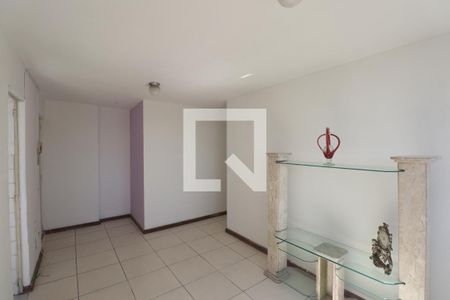 Sala de apartamento para alugar com 2 quartos, 60m² em Mutondo, São Gonçalo